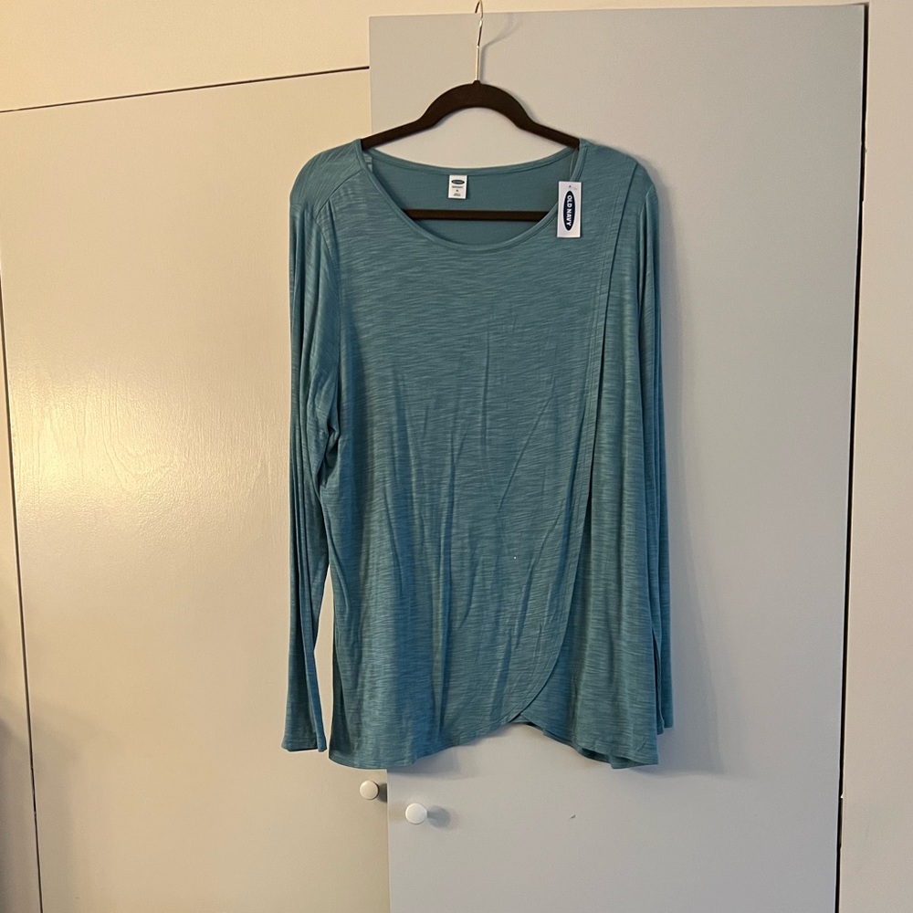 Spring Old Navy Maternity Top XL